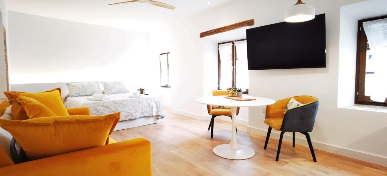 Manzano Palace. Habitaciones Y Suites 30 M2 En La Plaza Mayor Almagro Exterior photo