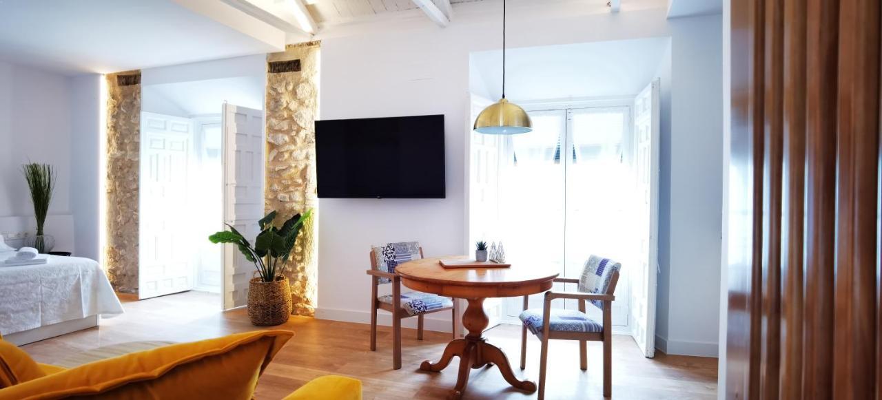 Manzano Palace. Habitaciones Y Suites 30 M2 En La Plaza Mayor Almagro Exterior photo