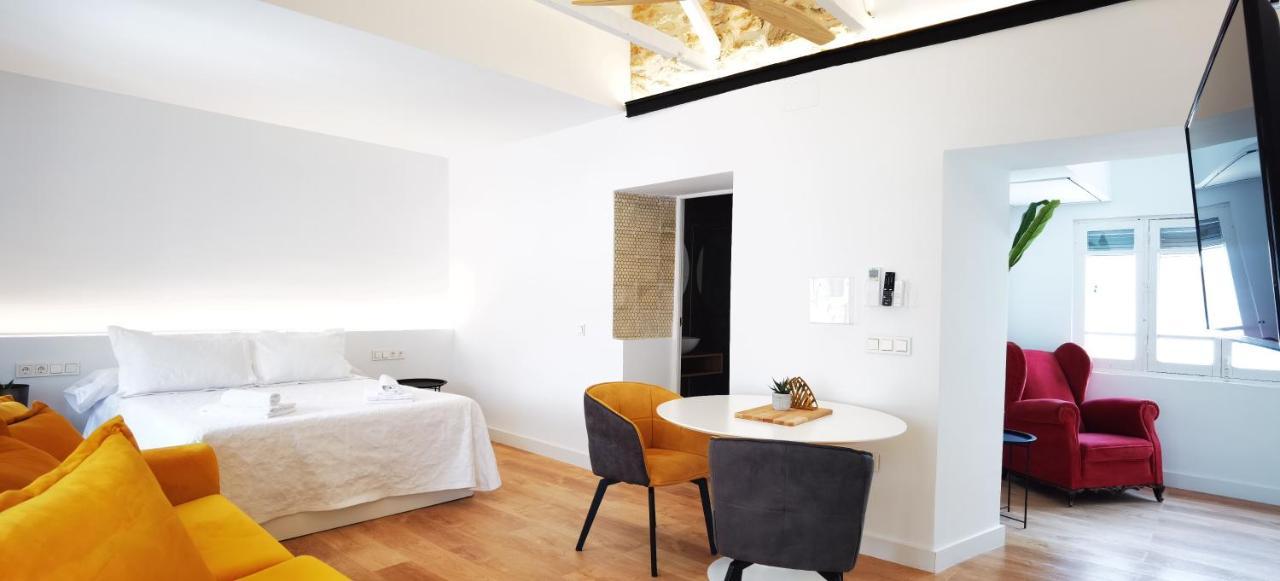 Manzano Palace. Habitaciones Y Suites 30 M2 En La Plaza Mayor Almagro Exterior photo